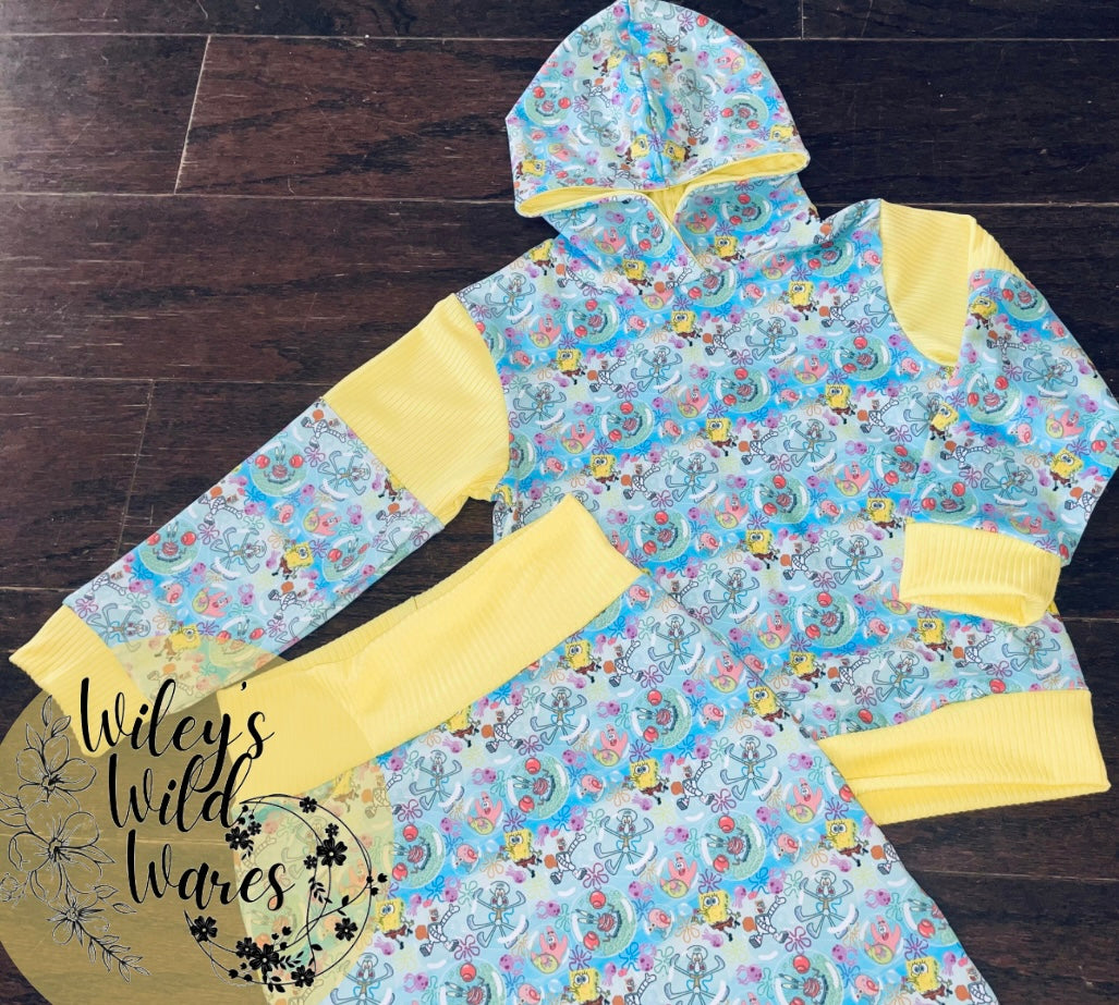 Two-tone hoodie and joggers